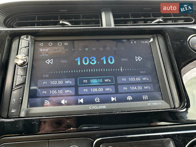 Сірий Тойота Aqua, об'ємом двигуна 1.5 л та пробігом 96 тис. км за 11700 $, фото 8 на Automoto.ua