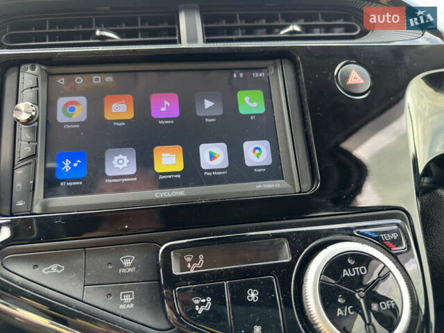 Сірий Тойота Aqua, об'ємом двигуна 1.5 л та пробігом 96 тис. км за 11700 $, фото 9 на Automoto.ua