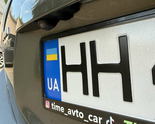 Серый Тойота Aqua, объемом двигателя 1.5 л и пробегом 57 тыс. км за 14900 $, фото 18 на Automoto.ua