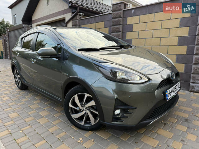 Серый Тойота Aqua, объемом двигателя 1.5 л и пробегом 57 тыс. км за 14900 $, фото 40 на Automoto.ua