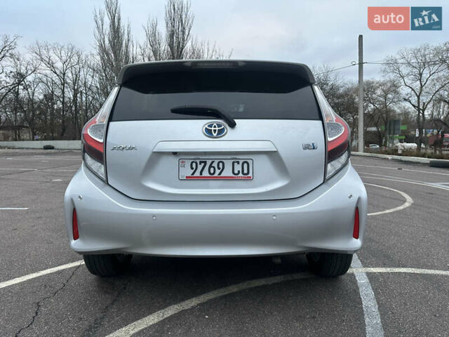 Серый Тойота Aqua, объемом двигателя 1.5 л и пробегом 49 тыс. км за 13500 $, фото 12 на Automoto.ua