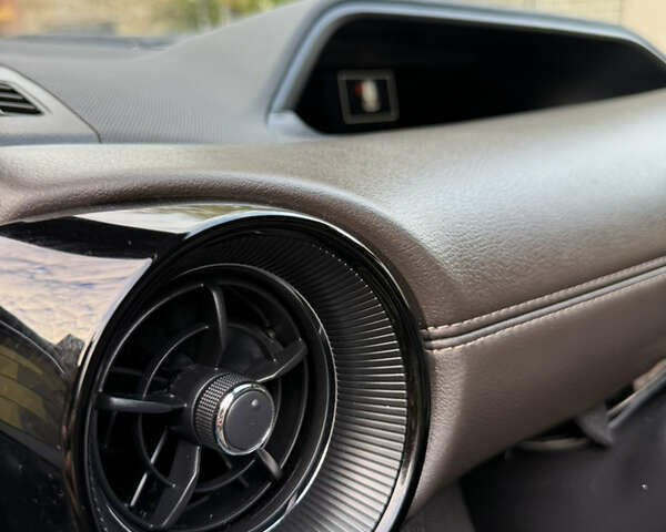 Серый Тойота Aqua, объемом двигателя 1.5 л и пробегом 57 тыс. км за 14900 $, фото 73 на Automoto.ua