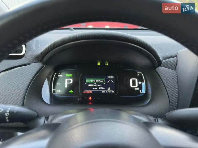 Серый Тойота Aqua, объемом двигателя 1.5 л и пробегом 58 тыс. км за 18900 $, фото 50 на Automoto.ua