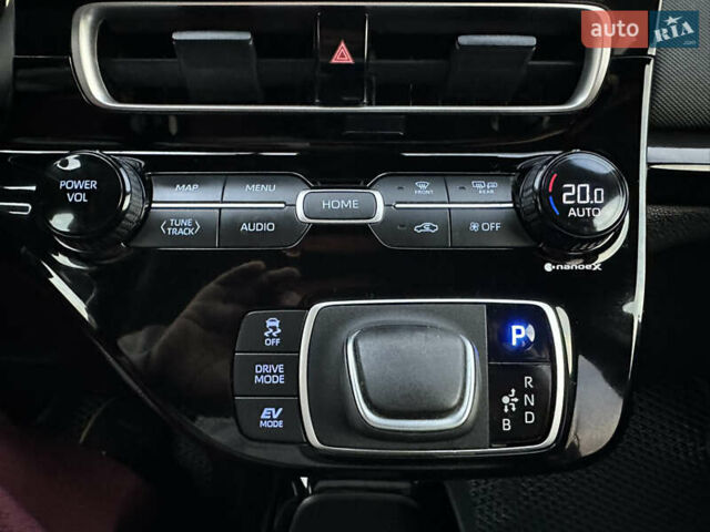 Серый Тойота Aqua, объемом двигателя 1.5 л и пробегом 58 тыс. км за 18900 $, фото 48 на Automoto.ua