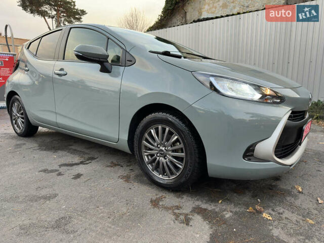 Серый Тойота Aqua, объемом двигателя 1.5 л и пробегом 58 тыс. км за 18900 $, фото 2 на Automoto.ua