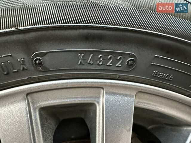 Серый Тойота Aqua, объемом двигателя 1.5 л и пробегом 58 тыс. км за 18900 $, фото 21 на Automoto.ua