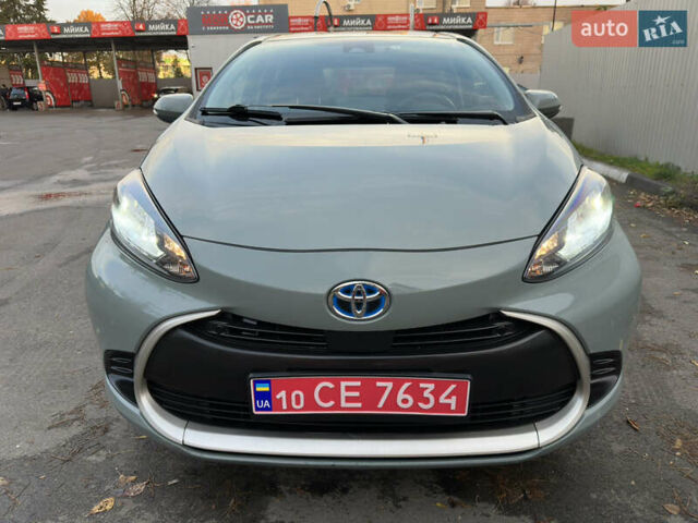 Серый Тойота Aqua, объемом двигателя 1.5 л и пробегом 58 тыс. км за 18900 $, фото 5 на Automoto.ua