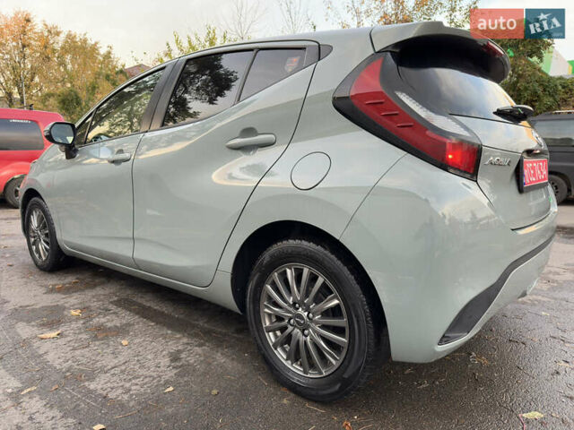 Серый Тойота Aqua, объемом двигателя 1.5 л и пробегом 58 тыс. км за 18900 $, фото 12 на Automoto.ua