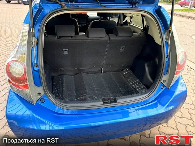 Синий Тойота Aqua, объемом двигателя 1.5 л и пробегом 125 тыс. км за 10350 $, фото 11 на Automoto.ua