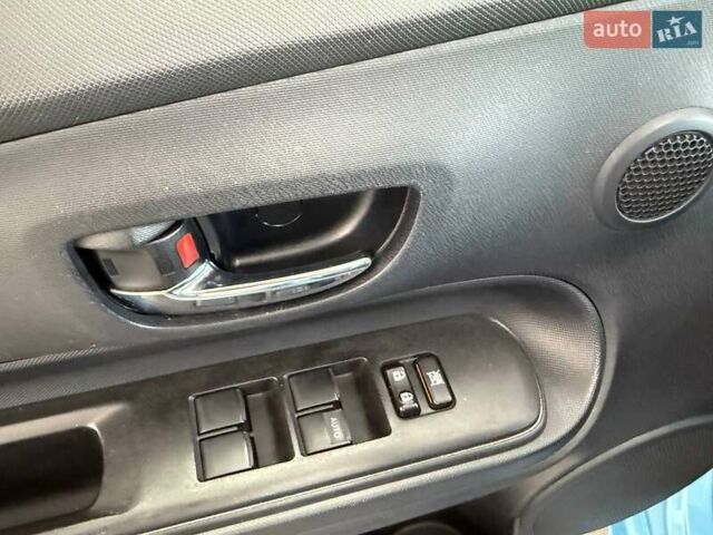 Синий Тойота Aqua, объемом двигателя 1.5 л и пробегом 84 тыс. км за 10790 $, фото 14 на Automoto.ua