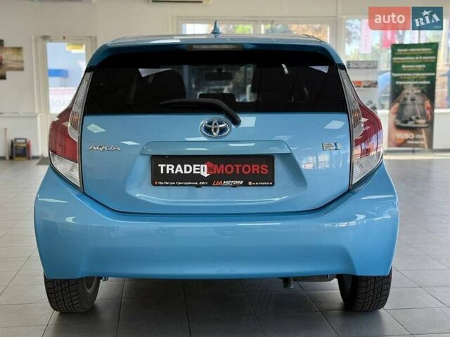 Синий Тойота Aqua, объемом двигателя 1.5 л и пробегом 84 тыс. км за 10790 $, фото 9 на Automoto.ua