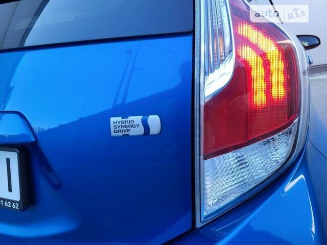 Синій Тойота Aqua, об'ємом двигуна 1.5 л та пробігом 67 тис. км за 12500 $, фото 16 на Automoto.ua