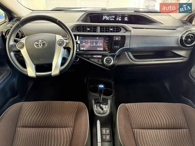 Синий Тойота Aqua, объемом двигателя 1.5 л и пробегом 84 тыс. км за 10790 $, фото 21 на Automoto.ua