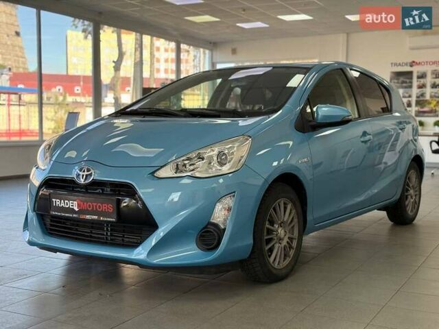 Синий Тойота Aqua, объемом двигателя 1.5 л и пробегом 84 тыс. км за 10790 $, фото 5 на Automoto.ua