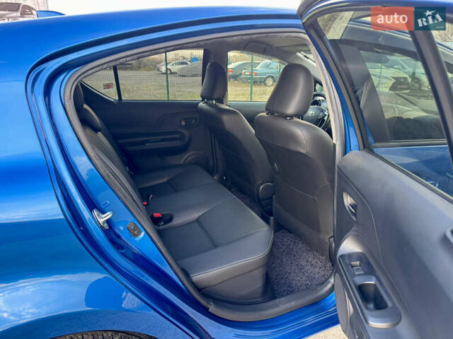 Синий Тойота Aqua, объемом двигателя 1.5 л и пробегом 76 тыс. км за 12800 $, фото 36 на Automoto.ua