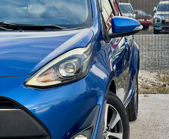 Синий Тойота Aqua, объемом двигателя 1.5 л и пробегом 76 тыс. км за 12800 $, фото 52 на Automoto.ua