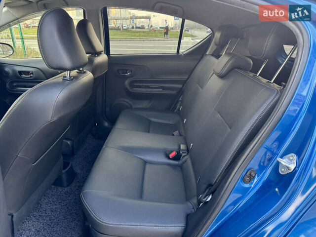 Синий Тойота Aqua, объемом двигателя 1.5 л и пробегом 76 тыс. км за 12800 $, фото 33 на Automoto.ua