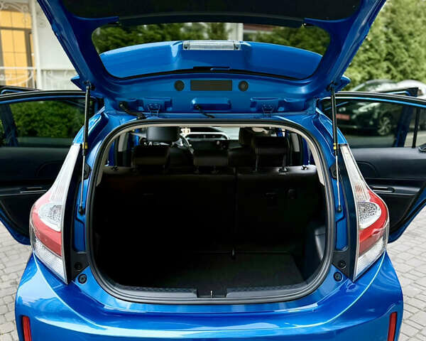 Синий Тойота Aqua, объемом двигателя 1.5 л и пробегом 52 тыс. км за 13500 $, фото 15 на Automoto.ua