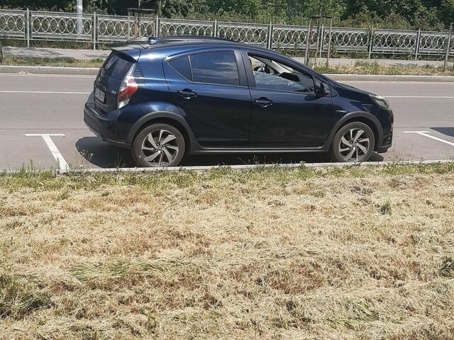 Синій Тойота Aqua, об'ємом двигуна 1.5 л та пробігом 98 тис. км за 14900 $, фото 1 на Automoto.ua