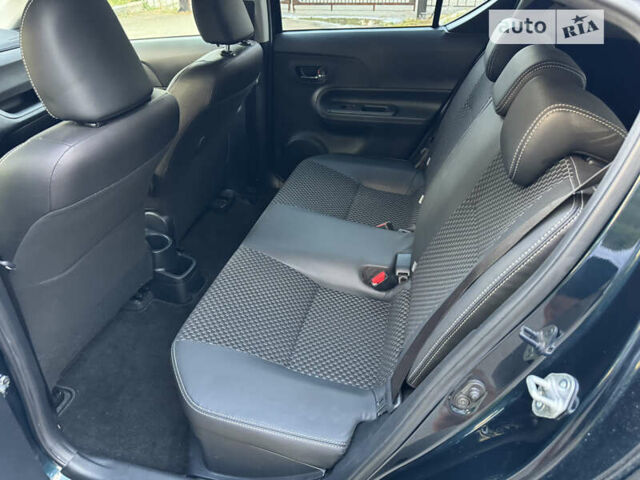 Синий Тойота Aqua, объемом двигателя 1.5 л и пробегом 87 тыс. км за 13200 $, фото 43 на Automoto.ua