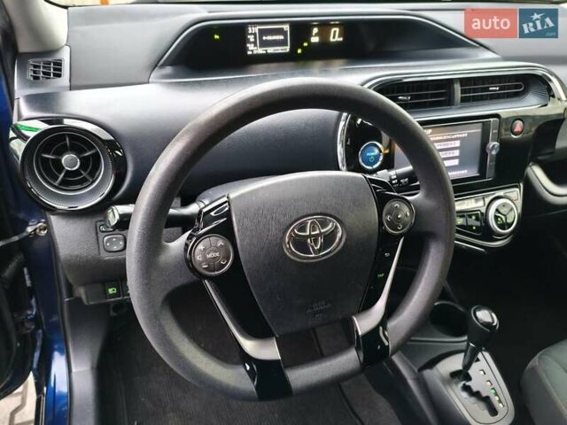 Синий Тойота Aqua, объемом двигателя 1.5 л и пробегом 77 тыс. км за 12500 $, фото 22 на Automoto.ua