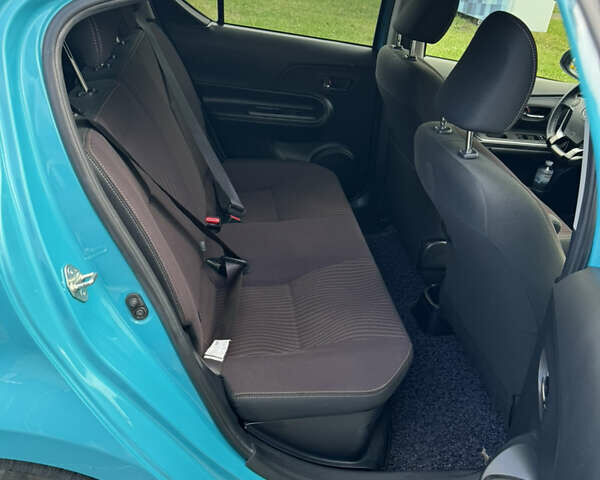 Синій Тойота Aqua, об'ємом двигуна 1.5 л та пробігом 83 тис. км за 11500 $, фото 5 на Automoto.ua