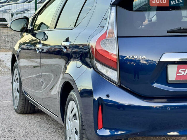 Синий Тойота Aqua, объемом двигателя 1.5 л и пробегом 81 тыс. км за 12000 $, фото 89 на Automoto.ua