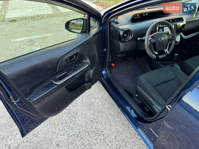 Синий Тойота Aqua, объемом двигателя 1.5 л и пробегом 81 тыс. км за 12000 $, фото 16 на Automoto.ua