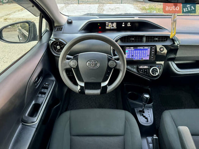 Синий Тойота Aqua, объемом двигателя 1.5 л и пробегом 81 тыс. км за 12000 $, фото 37 на Automoto.ua