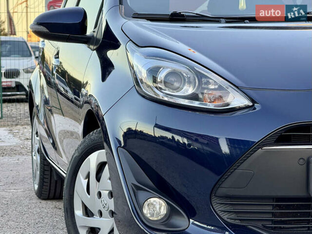 Синий Тойота Aqua, объемом двигателя 1.5 л и пробегом 81 тыс. км за 12000 $, фото 68 на Automoto.ua