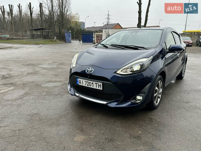 Синий Тойота Aqua, объемом двигателя 1.5 л и пробегом 50 тыс. км за 14400 $, фото 2 на Automoto.ua