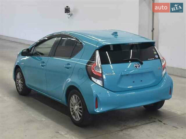 Синий Тойота Aqua, объемом двигателя 1.5 л и пробегом 98 тыс. км за 13000 $, фото 4 на Automoto.ua