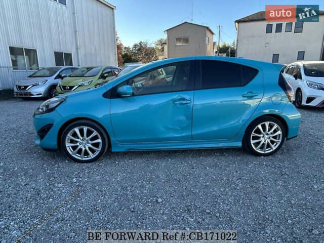 Синий Тойота Aqua, объемом двигателя 1.5 л и пробегом 46 тыс. км за 13300 $, фото 2 на Automoto.ua