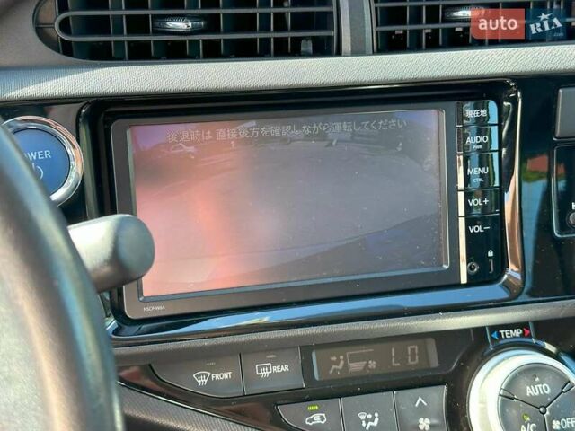 Зеленый Тойота Aqua, объемом двигателя 1.5 л и пробегом 112 тыс. км за 10940 $, фото 21 на Automoto.ua