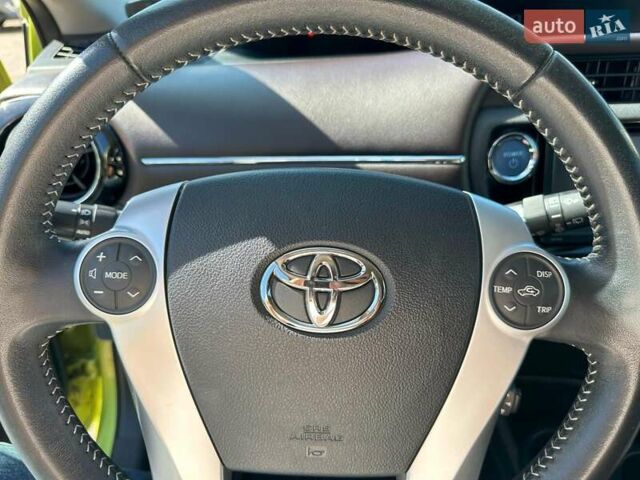 Зеленый Тойота Aqua, объемом двигателя 1.5 л и пробегом 112 тыс. км за 10940 $, фото 18 на Automoto.ua