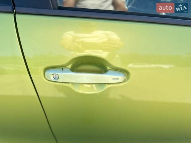 Зеленый Тойота Aqua, объемом двигателя 1.5 л и пробегом 112 тыс. км за 10940 $, фото 13 на Automoto.ua