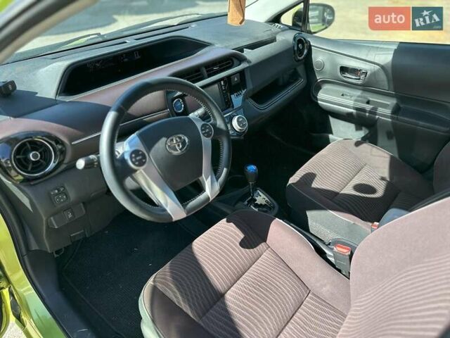 Зеленый Тойота Aqua, объемом двигателя 1.5 л и пробегом 112 тыс. км за 10940 $, фото 15 на Automoto.ua