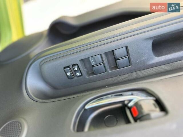 Зеленый Тойота Aqua, объемом двигателя 1.5 л и пробегом 112 тыс. км за 10940 $, фото 16 на Automoto.ua