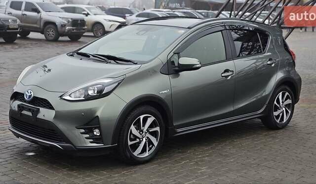 Зеленый Тойота Aqua, объемом двигателя 1.5 л и пробегом 86 тыс. км за 15500 $, фото 38 на Automoto.ua