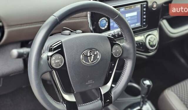 Зелений Тойота Aqua, об'ємом двигуна 1.5 л та пробігом 82 тис. км за 15900 $, фото 46 на Automoto.ua