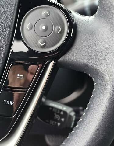 Зелений Тойота Aqua, об'ємом двигуна 1.5 л та пробігом 82 тис. км за 15900 $, фото 52 на Automoto.ua