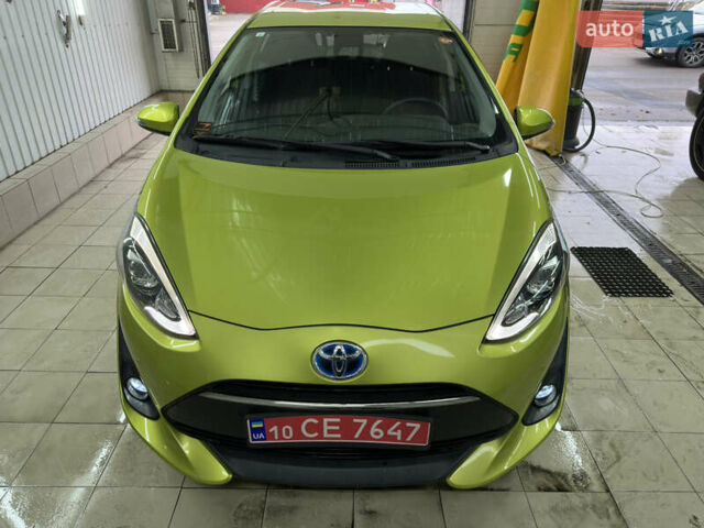 Зелений Тойота Aqua, об'ємом двигуна 1.5 л та пробігом 108 тис. км за 12900 $, фото 9 на Automoto.ua