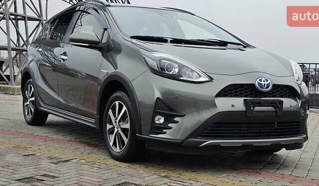 Зелений Тойота Aqua, об'ємом двигуна 1.5 л та пробігом 82 тис. км за 15900 $, фото 32 на Automoto.ua