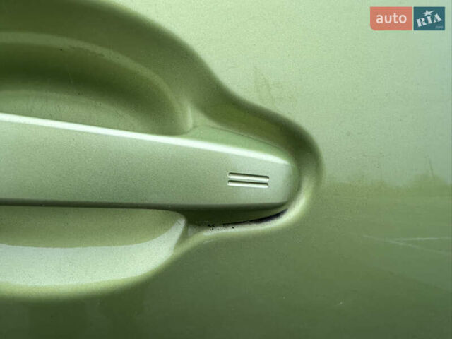 Зелений Тойота Aqua, об'ємом двигуна 1.5 л та пробігом 108 тис. км за 12900 $, фото 24 на Automoto.ua
