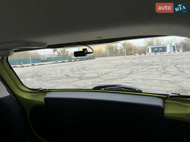 Зелений Тойота Aqua, об'ємом двигуна 1.5 л та пробігом 108 тис. км за 12900 $, фото 41 на Automoto.ua