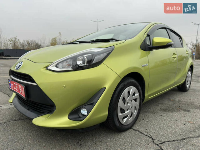 Зелений Тойота Aqua, об'ємом двигуна 1.5 л та пробігом 108 тис. км за 12900 $, фото 13 на Automoto.ua