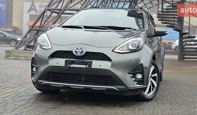 Зеленый Тойота Aqua, объемом двигателя 1.5 л и пробегом 86 тыс. км за 15500 $, фото 1 на Automoto.ua