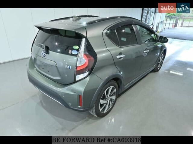 Зеленый Тойота Aqua, объемом двигателя 1.5 л и пробегом 58 тыс. км за 14600 $, фото 11 на Automoto.ua