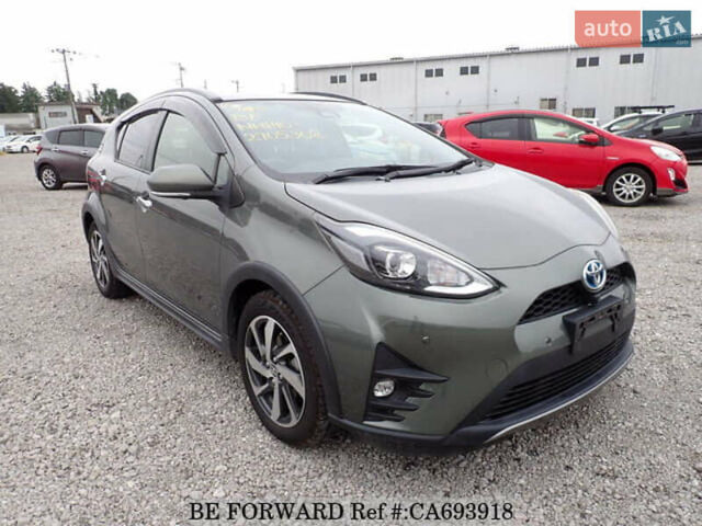 Зеленый Тойота Aqua, объемом двигателя 1.5 л и пробегом 58 тыс. км за 14600 $, фото 5 на Automoto.ua