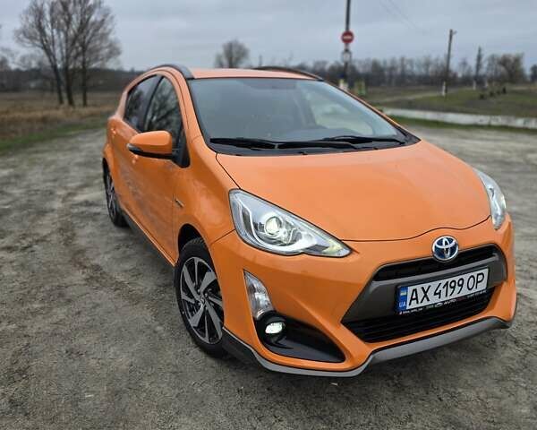 Оранжевый Тойота Aqua, объемом двигателя 1.5 л и пробегом 81 тыс. км за 11500 $, фото 13 на Automoto.ua